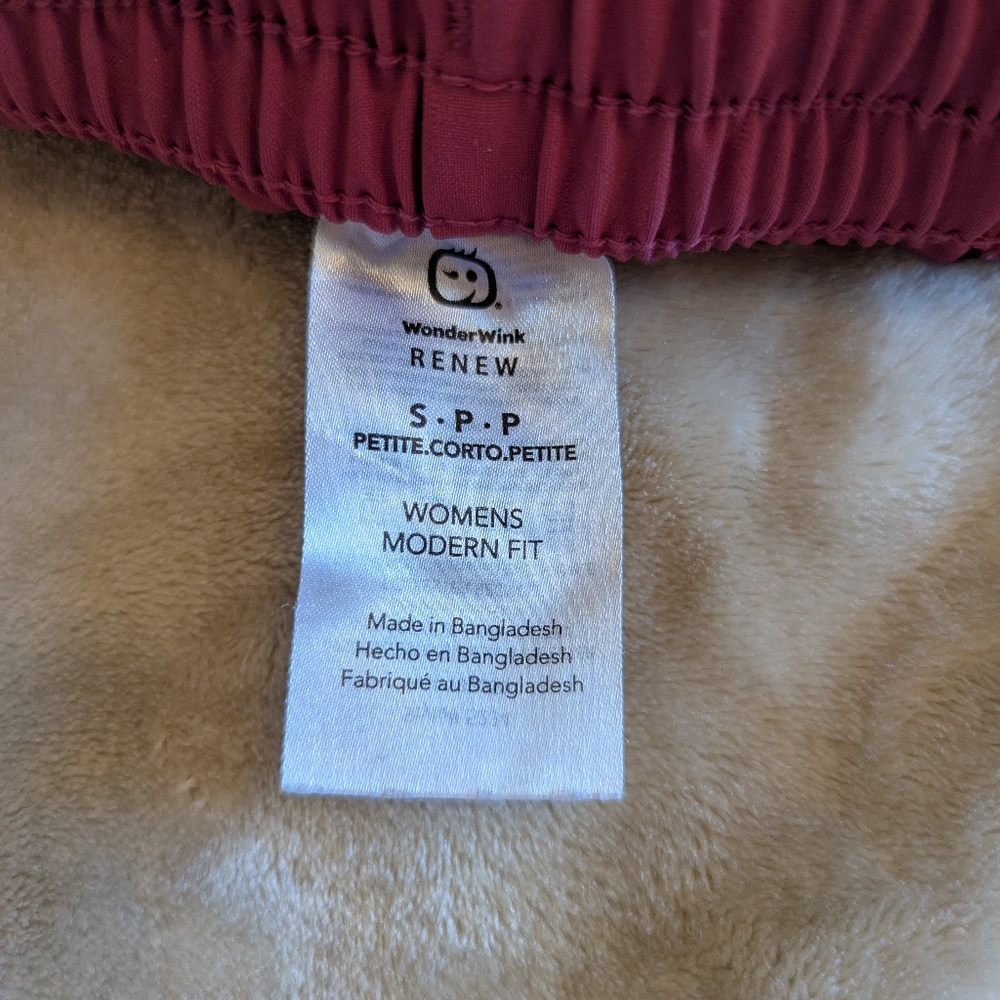 WonderWink Women's Two-Piece Scrub Set in Dusty Rose - Picture 5 of 8